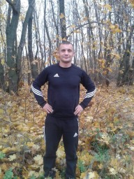 Дмитрий Артемов