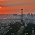 Россия сможет отправить в Париж миллион туристов в серых шинелях на собственном автотранспорте