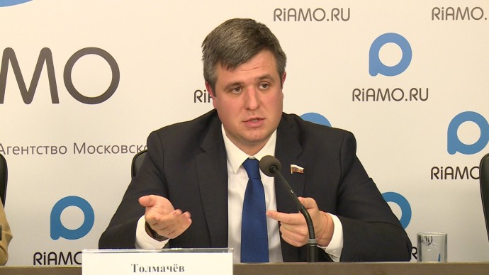 Депутат Толмачёв назвал молодёжь ленивой и угрозой экономики страны Депутат Толмачёв назвал молодёжь ленивой и угрозой экономики страны