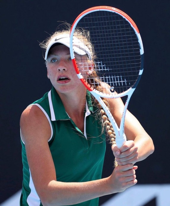 Алина Корнеева выиграла Открытый чемпионат Франции по теннису среди юниорок