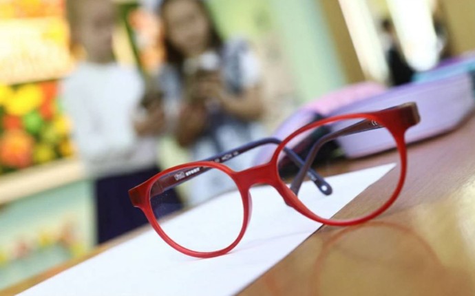 В России стали чаще диагностировать нарушения слуха и зрения у детей