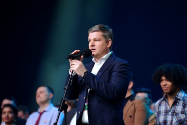 Роман Карманов