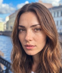 Вика Рождественская