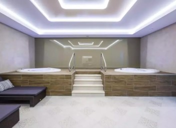 Atrium Palace Hotel (Атриум Палас)